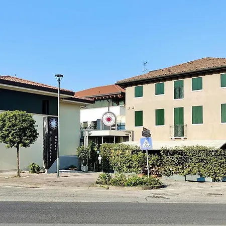 Al Sole Hotell