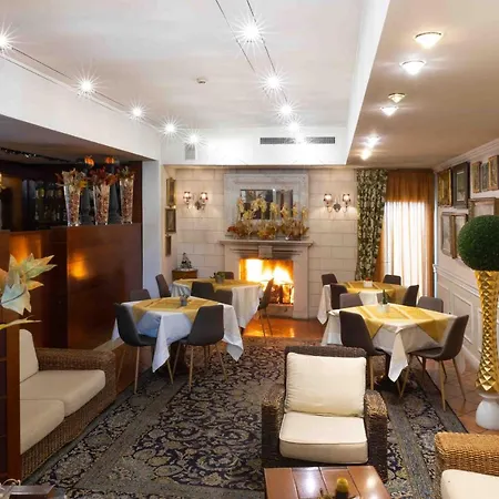 Отель Al Sole 3*